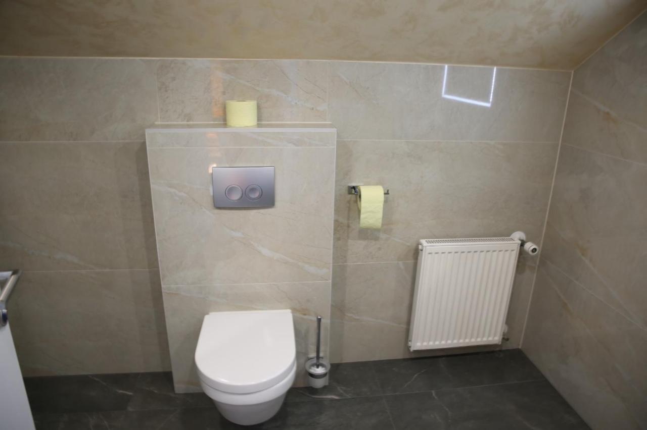 Sobe Opacak Hotell Slavonski Brod Exteriör bild