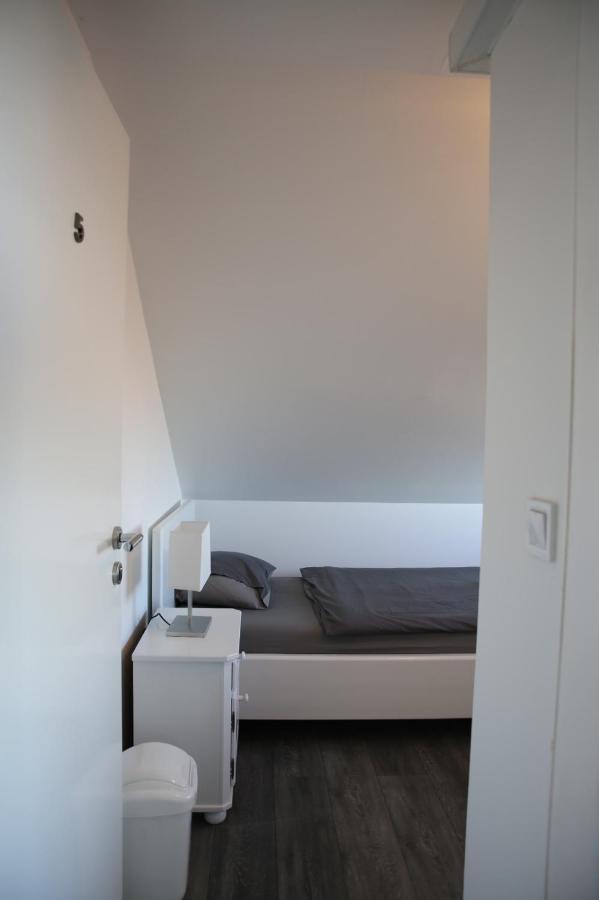 Sobe Opacak Hotell Slavonski Brod Exteriör bild