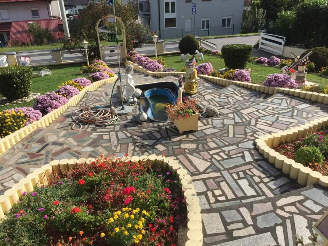 Sobe Opacak Hotell Slavonski Brod Exteriör bild