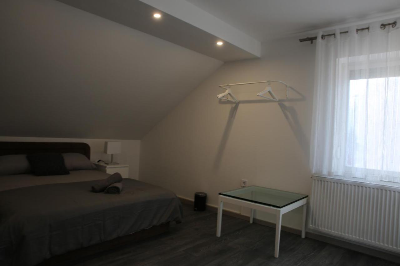 Sobe Opacak Hotell Slavonski Brod Exteriör bild