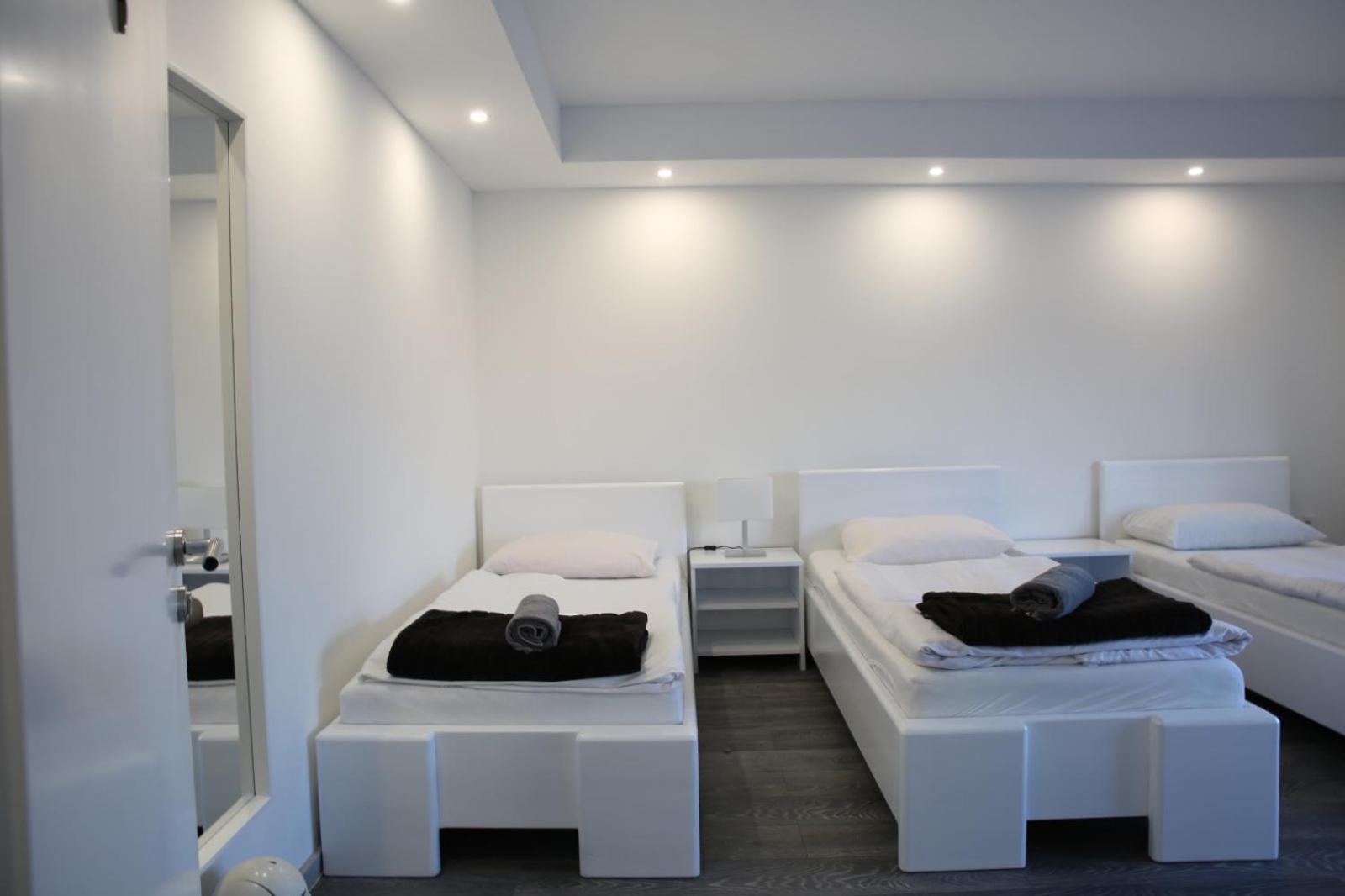 Sobe Opacak Hotell Slavonski Brod Rum bild